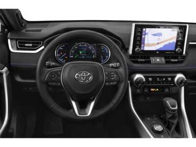 2019 Toyota RAV4, $29977. Photo 7