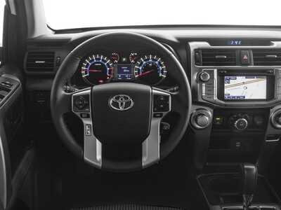 2017 Toyota 4Runner, $23977. Photo 7