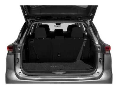 2022 Toyota Highlander, $34977. Photo 11