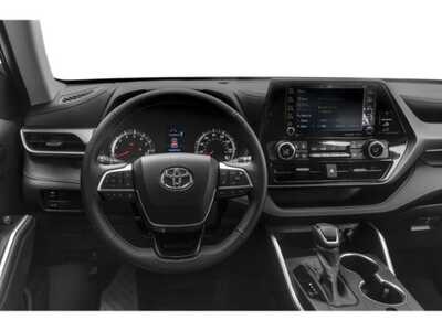 2022 Toyota Highlander, $34977. Photo 7