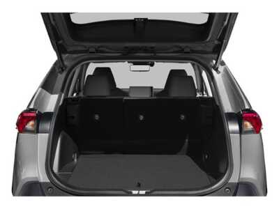 2021 Toyota RAV4, $33977. Photo 11