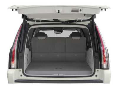 2019 Cadillac Escalade ESV, $41977. Photo 12