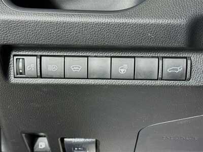 2023 Toyota RAV4, $38971. Photo 10