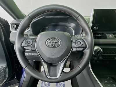 2023 Toyota RAV4, $38971. Photo 11