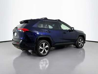 2023 Toyota RAV4, $38971. Photo 7