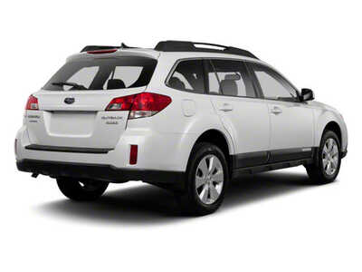 2010 Subaru Outback, $11913. Photo 5