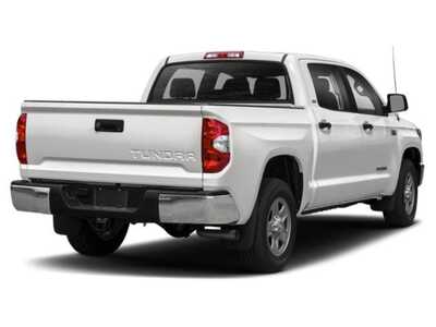 2018 Toyota Tundra Crew Cab, $29977. Photo 2