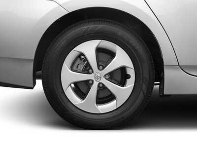 2014 Toyota Prius, $13977. Photo 11