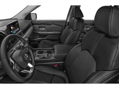 2023 Honda Pilot, $34977. Photo 9