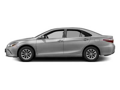 2017 Toyota Camry, $19325. Photo 3