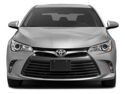2017 Toyota Camry, $19325. Photo 4