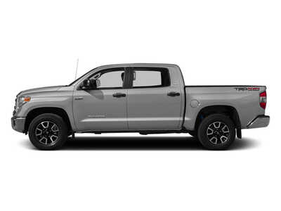 2014 Toyota Tundra Crew Cab, $31977. Photo 3