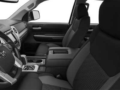 2014 Toyota Tundra Crew Cab, $31977. Photo 8