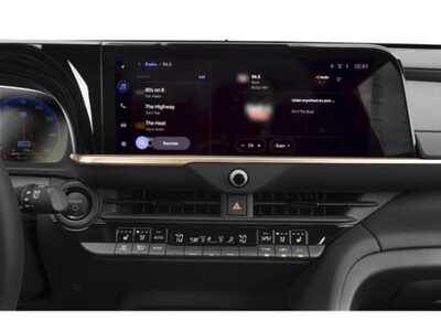 2025 Toyota Crown, $45506. Photo 9