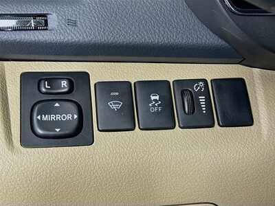 2013 Toyota Highlander, $10977. Photo 10