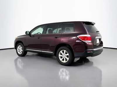 2013 Toyota Highlander, $10977. Photo 5
