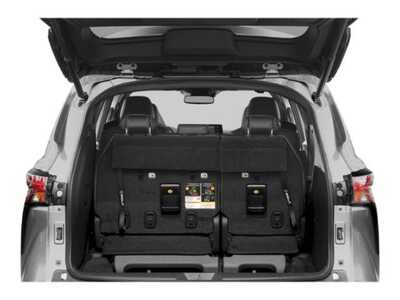 2023 Toyota Sienna, $47977. Photo 11