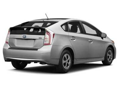 2015 Toyota Prius, $16977. Photo 2