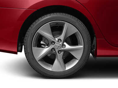 2014 Toyota Camry, $8977. Photo 11