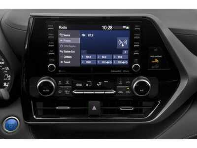 2021 Toyota Highlander, $29647. Photo 10