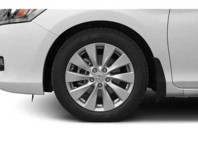 2013 Honda Accord, $10977. Photo 11