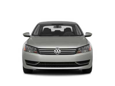 2015 Volkswagen Passat, $11977. Photo 4