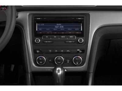 2015 Volkswagen Passat, $11977. Photo 9