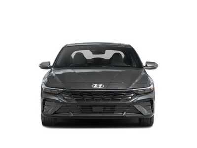 2025 Hyundai Elantra, $26977. Photo 7