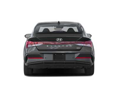 2025 Hyundai Elantra, $26977. Photo 8