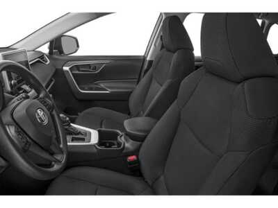 2023 Toyota RAV4, $29977. Photo 9