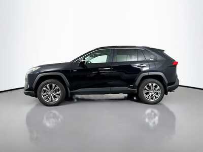 2022 Toyota RAV4, $33191. Photo 4