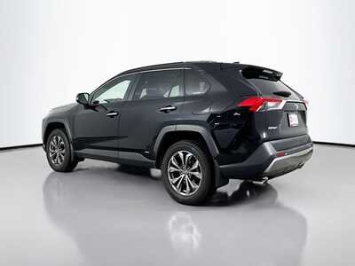 2022 Toyota RAV4, $33191. Photo 5