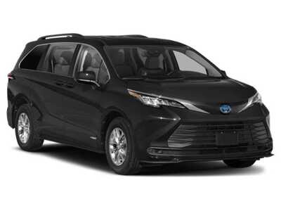 2021 Toyota Sienna, $33477. Photo 6