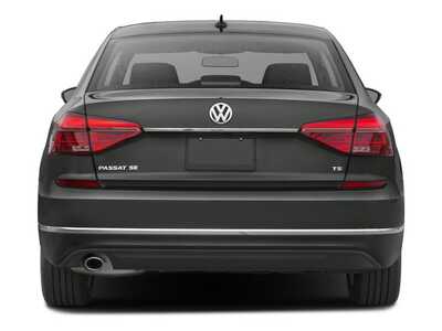 2017 Volkswagen Passat, $9246. Photo 5