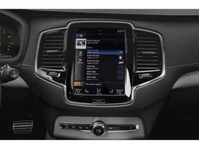 2021 Volvo XC90, $24460. Photo 10