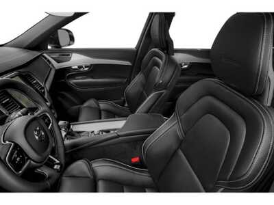 2021 Volvo XC90, $24460. Photo 9