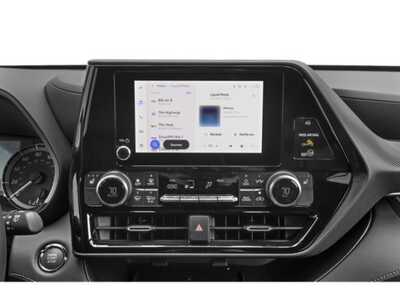 2025 Toyota Highlander, $46977. Photo 10
