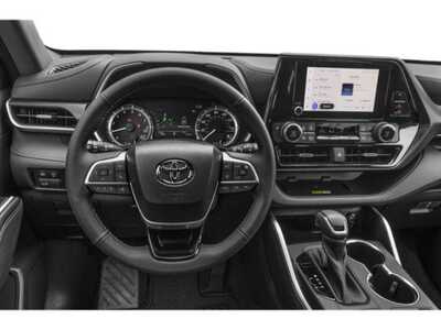 2025 Toyota Highlander, $46977. Photo 7