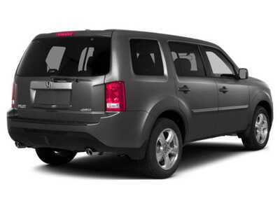 2015 Honda Pilot, $11977. Photo 2