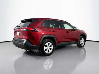 2024 Toyota RAV4, $28977. Photo 7