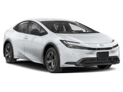 2026 Toyota Prius, $30904. Photo 9