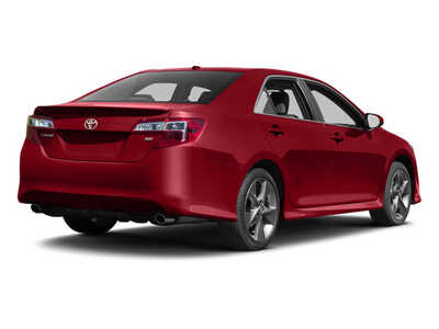 2013 Toyota Camry, $10977. Photo 2