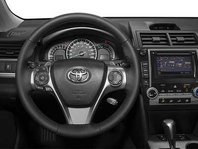 2013 Toyota Camry, $10977. Photo 6