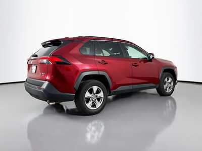 2022 Toyota RAV4, $25977. Photo 7