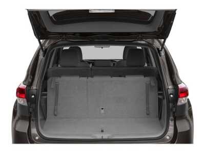 2019 Toyota Highlander, $21977. Photo 11