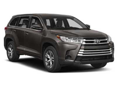 2019 Toyota Highlander, $21977. Photo 6