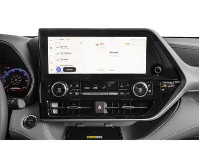 2023 Toyota Highlander, $53977. Photo 10