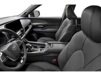 2026 Toyota Grand Highlander, $58862. Photo 11