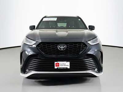 2025 Toyota Highlander, $46196. Photo 2