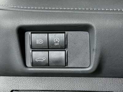 2025 Toyota Highlander, $46809. Photo 10
